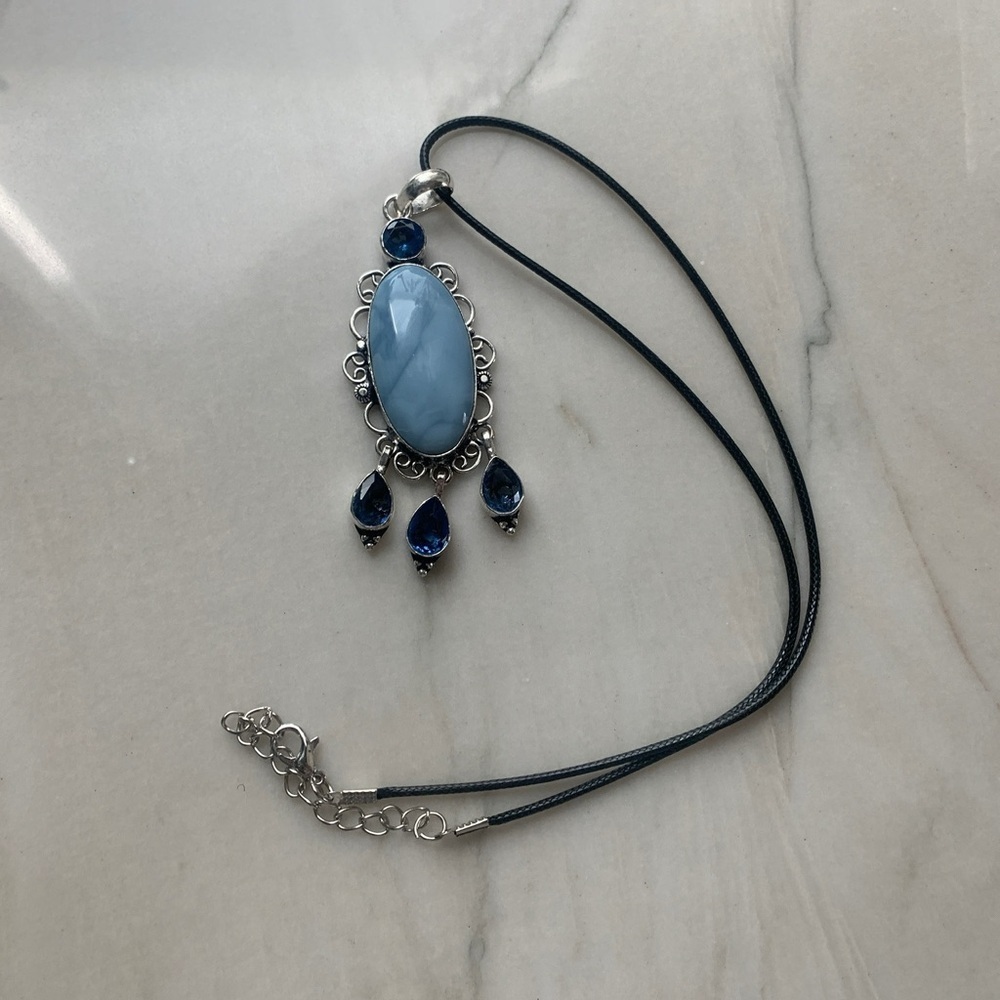 1843 Vintage Style Blue Stone Silver Pendant Necklace with Crystal Accents